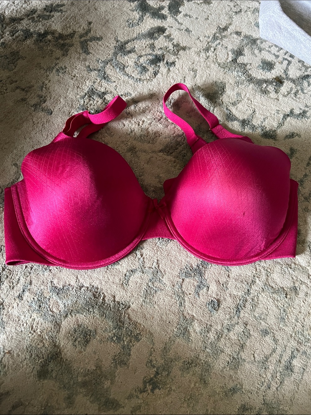 Vanity Fair Bright Fuchsia Molded T-Shirt Bra